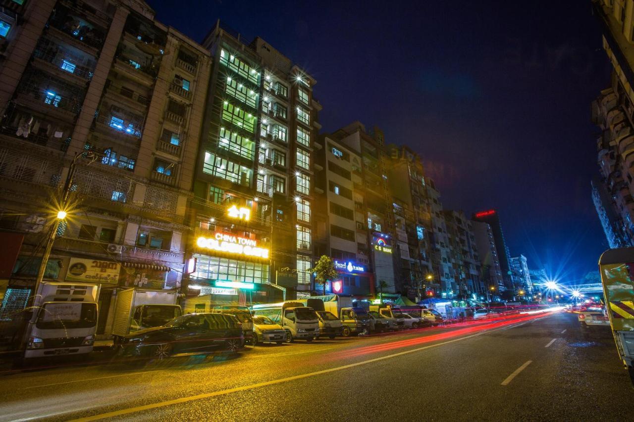Golden Gate China Town Hotel Yangon Exteriör bild