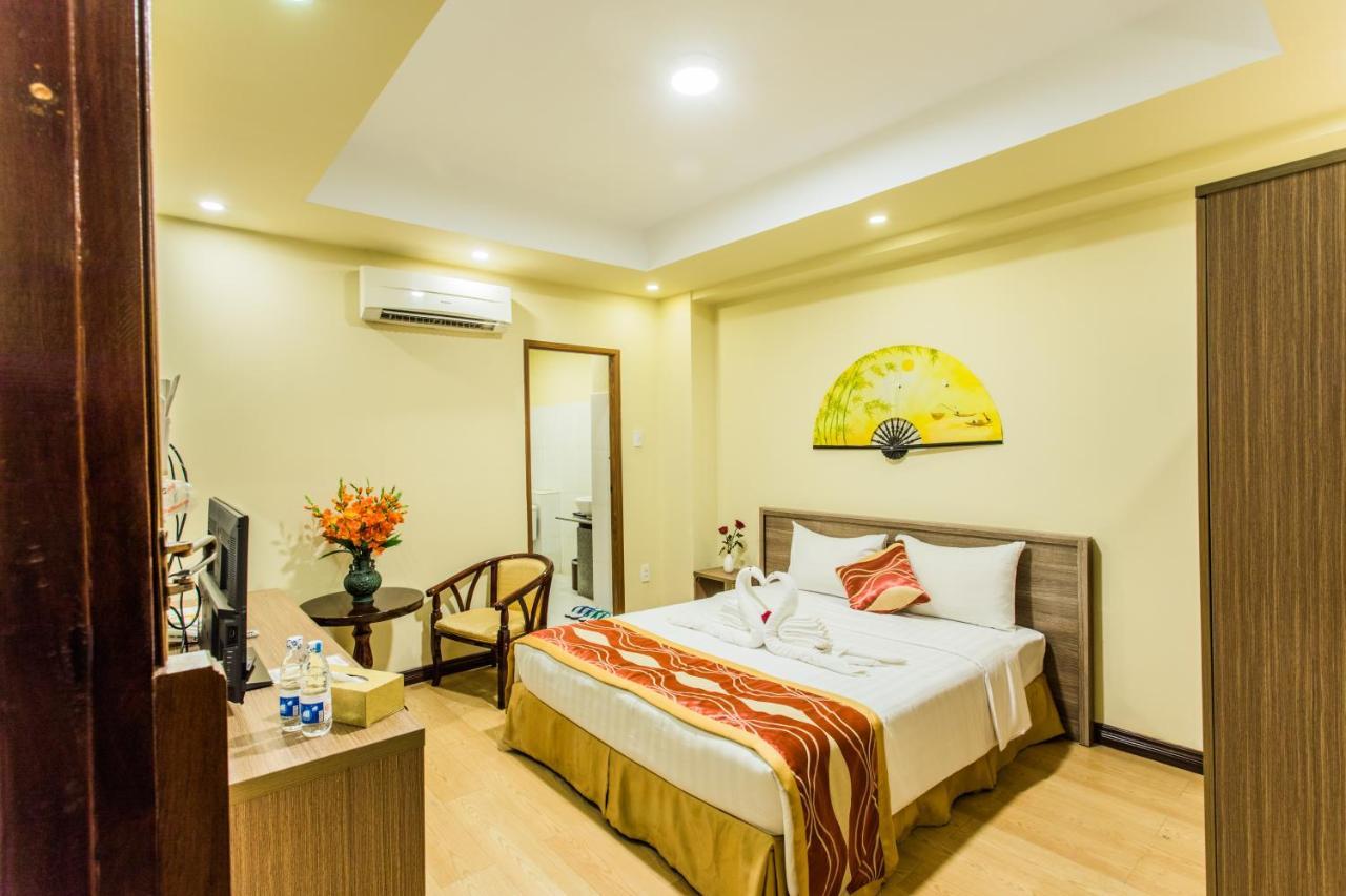 Golden Gate China Town Hotel Yangon Exteriör bild