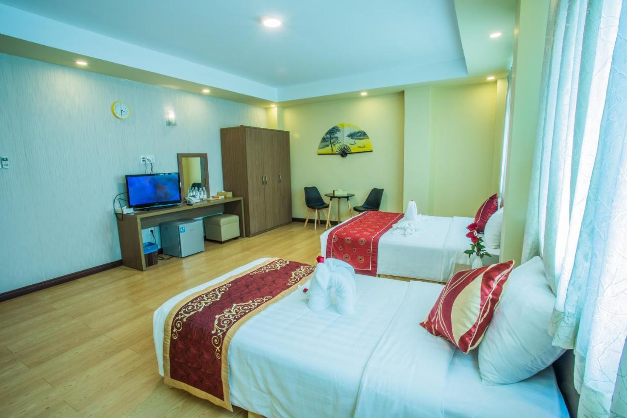 Golden Gate China Town Hotel Yangon Exteriör bild